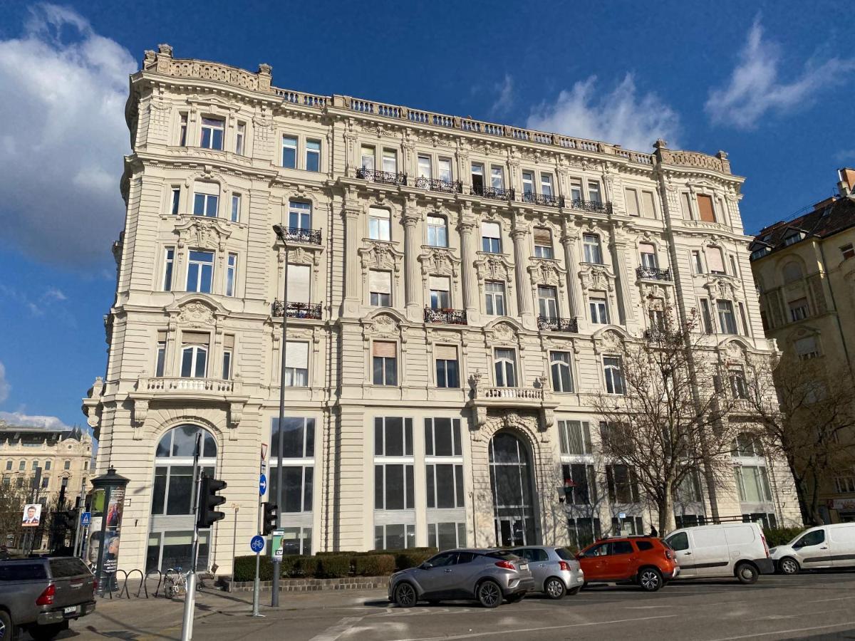 Balance Home, Budapest